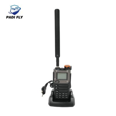 kaufen 1.2km Portable Drone Detector mit 300MHz-6GHz Frequenz Abdeckung und 3000mA/H Batteriekapazität Erkennt 10 Drohnen gleichzeitig Online-Herstellung